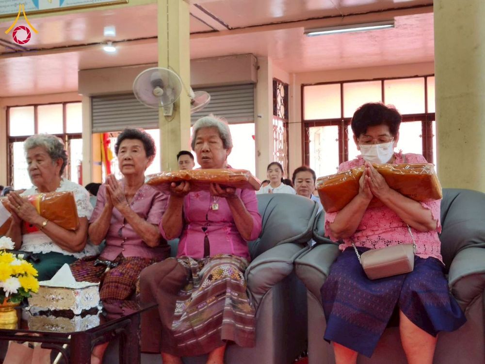 ภาพ No.274574:วันที่ 19 ตุลาคม พ.ศ. 2568 พิธีทอดกฐินสามัคคีทั่วไทย ณ วัดหว้าเอน จ.นครปฐม  โดยคณะศิษยานุศิษย์ บูชาธรรม 81 ปี หลวงพ่อธัมมชโย