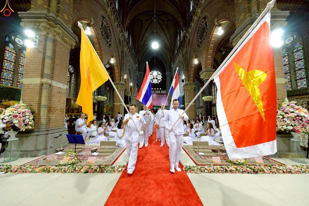 ภาพ No.271356:วันอาทิตย์ที่ 26 ตุลาคม พ.ศ. 2568 พิธีทอดกฐินสามัคคีวัดพระธรรมกายเนเธอร์แลนด์ กฐินเพื่อปฏิสังขรณ์ผนังรอบโบสถ์ อายุกว่า 135 ปี