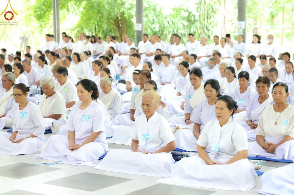 ภาพ No.154970:โครงการอุบาสกแก้ว อุบาสิกาแก้ว รุ่นที่ 2 ตัวแทนทอดกฐินสามัคคีทั่วไทย 30,000 วัด บูชาธรรม 80 ปี หลวงพ่อธัมมชโย จังหวัดบุรีรัมย์ ระหว่างวันที่ 13-15 กันยายน พ.ศ. 2567