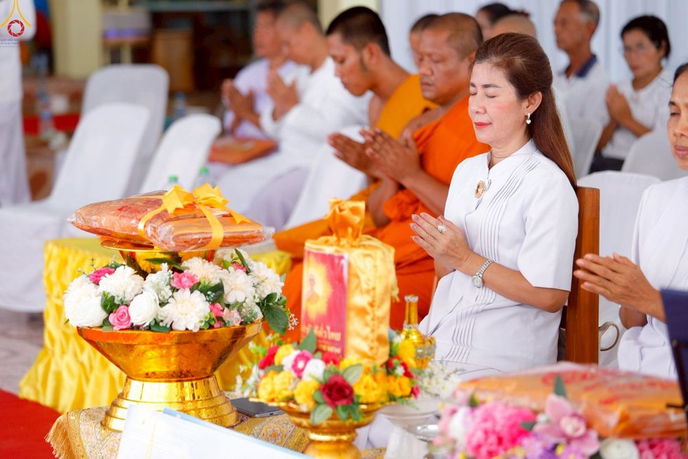 ภาพ No.262538:วันที่ 21 ตุลาคม พ.ศ. 2568 พิธีทอดกฐินสามัคคีทั่วไทย 30,000 วัด โดยคณะศิษยานุศิษย์ บูชาธรรม 81 ปี หลวงพ่อธัมมชโย ณ วัดต้นไทร ต.บางขัน อ.บางขัน จ.นครศรีธรรมราช