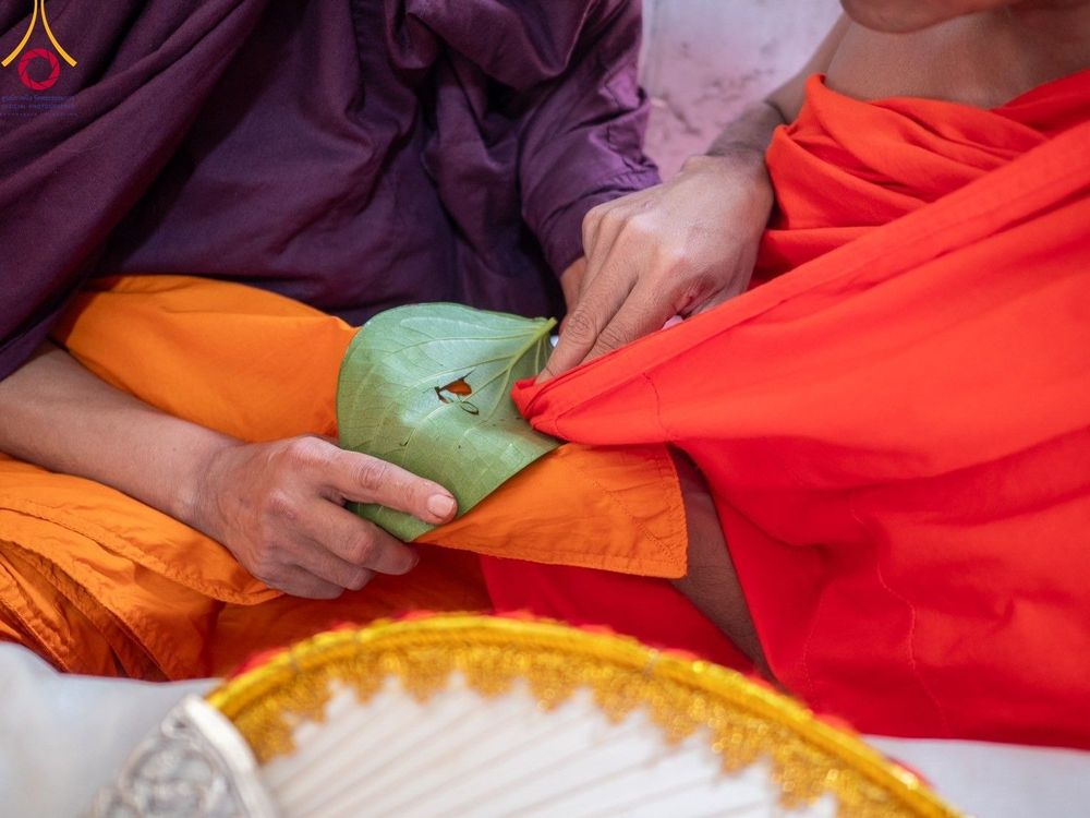 ภาพ No.96746:วัดพระธรรมกาย ร่วมบุญกฐินศรีลังกา ณ วัดศรีสุมะนะวิเวการามายะ มาตาเล เขตมาตาเล จังหวัดภาคกลาง ประเทศศรีลังกา วันที่ 16 พฤศจิกายน พ.ศ. 2566