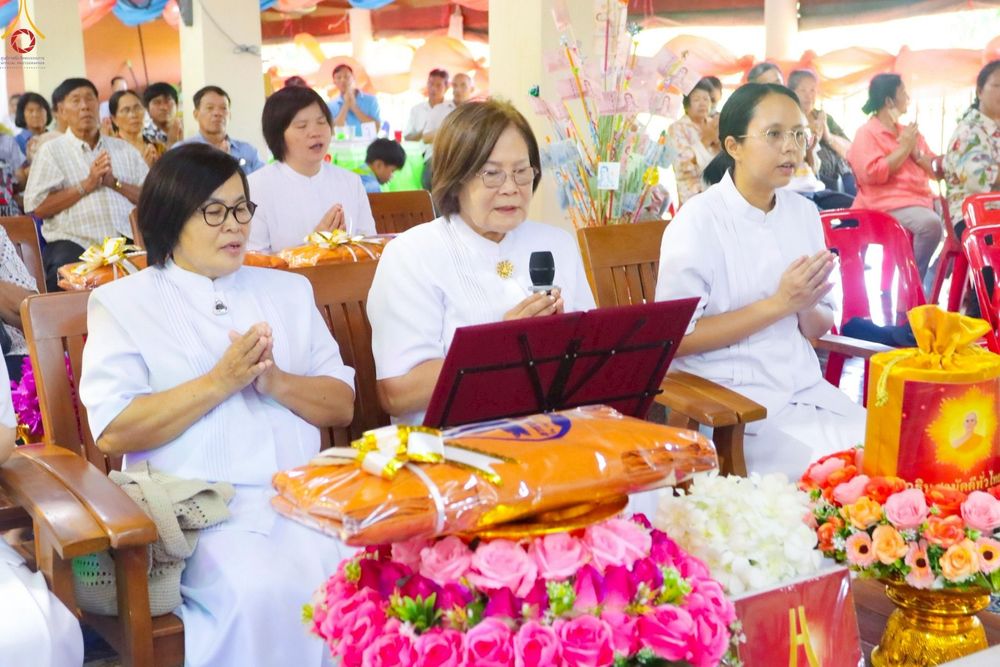 ภาพ No.258966:วันที่ 19 ตุลาคม พ.ศ. 2568 พิธีทอดกฐินสามัคคีทั่วไทย 30,000 วัด โดยคณะศิษยานุศิษย์ บูชาธรรม 81 ปี หลวงพ่อธัมมชโย ณ วัดไผ่สามตำลึง อ.บางเลน จ.นครปฐม