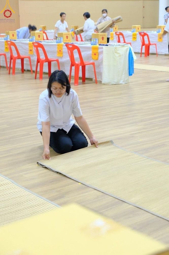 ภาพ No.61435:V.36 ทุ่มเทเพื่อพ่อ 80 ปี ภาพการเตรียมงานของหน่วยงานต่างๆ เพื่อพิธีฉลองอายุวัฒนมงคล 80 ปี หลวงพ่อธัมมชโย และรับถวายมหาสังฆทาน 10,000 กว่าวัดทั่วประเทศ ในวันคุ้มครองโลก จันทร์ที่ 22 เมษายน พ.ศ.2567