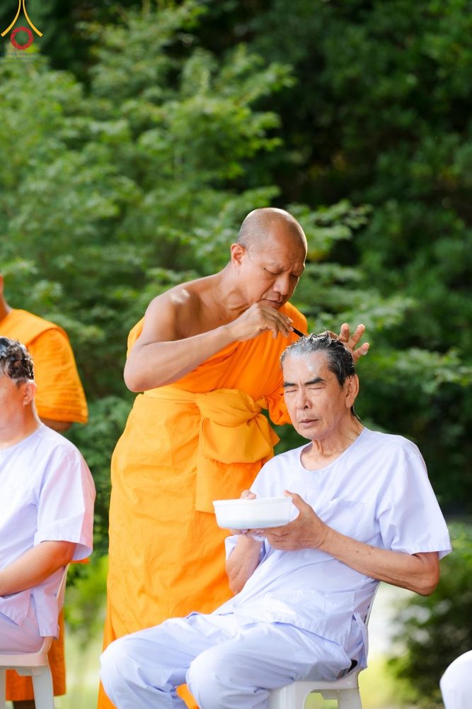 ภาพ No.147519:พิธีตัดปอยผม ขอขมา มอบบาตร ผ้าไตร โครงการปฐมอุปสมบท สมโภชอุโบสถ บูชาธรรม 80 ปี หลวงพ่อธัมมชโย ณ วัดพระธรรมกายโทชิหงิ ประเทศญี่ปุ่น วันพฤหัสบดีที่ 8 สิงหาคม พ.ศ. 2567