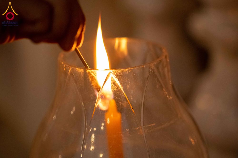 ภาพ No.297433:วันที่ 16 มกราคม พ.ศ. 2569 พิธีลอยประทีปธรรมถวายเป็นพุทธบูชา และบูชาธรรมมหาปูชนียาจารย์  ณ วัดโบสถ์บน ต.บางคูเวียง จ.นนทบุรี อนุสรณ์สถานลำดับที่ 4 สถานที่เกิดด้วยกายธรรม ในโครงการธรรมยาตรา กตัญญูบูชา มหาปูชนียาจารย์ พระมงคลเทพมุนี(สด จนฺทสโร) พระผู้ปราบม