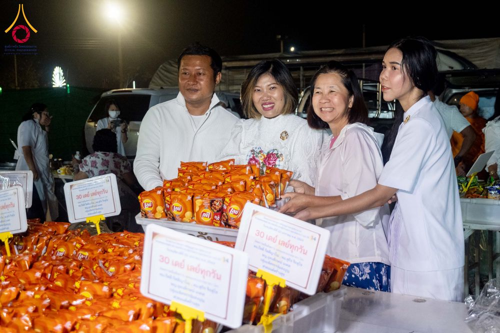 ภาพ No.300118:วันที่ 22 มกราคม พ.ศ. 2569 พิธีถวายภัตตาหารเป็นสังฆทาน แด่พระธรรมยาตรา ณ อนุสรณ์สถานบางปลา วัดบางปลา อำเภอบางเลน จังหวัดนครปฐม ในโครงการธรรมยาตรา กตัญญูบูชา มหาปูชนียาจารย์ พระมงคลเทพมุนี(สด จนฺทสโร) พระผู้ปราบมาร อนุสรณ์สถาน 7 แห่ง ปีที่ 14