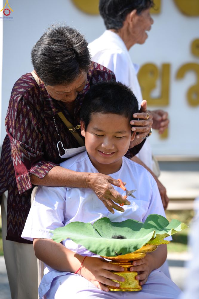 ภาพ No.317384:วันพุธที่ 1 เมษายน พ.ศ. 2569 พิธีตัดปอยผมยุวธรรมทายาท โครงการบรรพชาสามเณรฟื้นฟูพระพุทธศาสนา (ภาคฤดูร้อน) ปิดเทอมเติมธรรม ณ ศูนย์ปฏิบัติธรรมบุญประสาน จ.สระบุรี