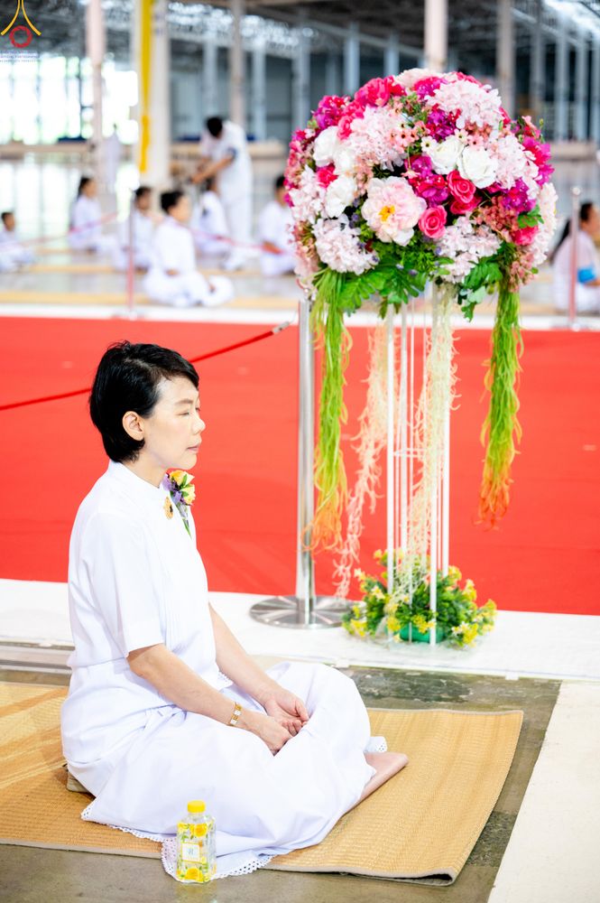 ภาพ No.342735:วันอาทิตย์ที่ 9 สิงหาคม พ.ศ.2569 พิธีจุดเทียนใจ ไฟนิรันดร์ อนันตชัย ณ รัตนบัลลังก์ วัดพระธรรมกาย