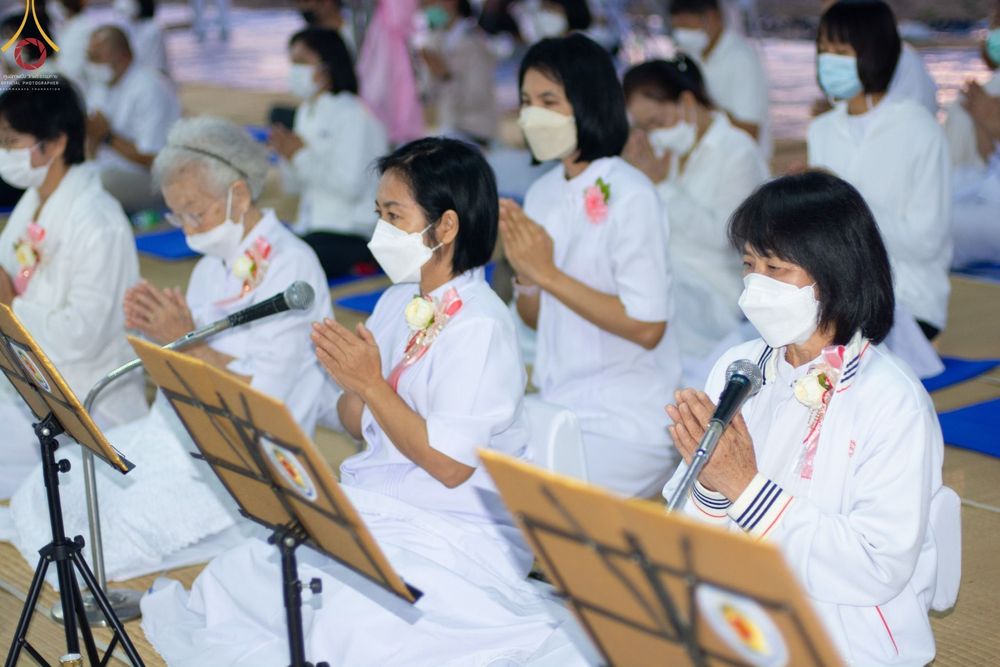 ภาพ No.73969:พิธีถวายภัตตาหารเป็นสังฆทาน แด่คณะพระธรรมยาตราฯ ในโครงการธรรมยาตรากตัญญูบูชา มหาปูชนียาจารย์ พระมงคลเทพมุนี(สด จนฺทสโร) พระผู้ปราบมาร อนุสรณ์สถาน 7 แห่ง ปีที่ 11 วันที่ 24 มกราคม พ.ศ. 2566