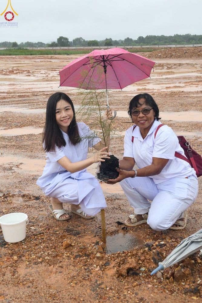 ภาพ No.100438:พิธีทอดกฐินสามัคคี และพิธีเทฐานรากอาคาร สร้างโรงทานหมู่บ้านปฎิบัติธรรม ณ ศูนย์อบรมเยาวชนปัตตานี วันที่ 26 พฤศจิกายน พ.ศ. 2566