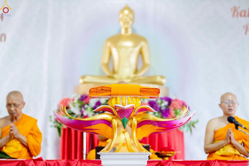 ภาพ No.255178:วันที่ 12 ตุลาคม พ.ศ. 2568 พิธีทอดกฐินสามัคคีสร้างทุกสิ่ง วัดพระธรรมกายโจฮันเนสเบิร์ก  ประเทศสาธารณรัฐแอฟริกาใต้