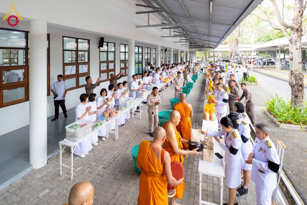 ภาพ No.276020:วันที่ 5 ธันวาคม พ.ศ. 2568 พสกนิกรอำเภอคลองหลวง พร้อมใจบำเพ็ญกุศลอุทิศถวาย “ในหลวงรัชกาลที่ 9” น้อมรำลึกในพระมหากรุณาธิคุณ เนื่องในวันคล้ายวันพระบรมราชสมภพ วันชาติ และวันพ่อแห่งชาติ ณ อาคารปลูกศรัทธา 2 วัดพระธรรมกาย อำเภอคลองหลวง จังหวัดปทุมธานี