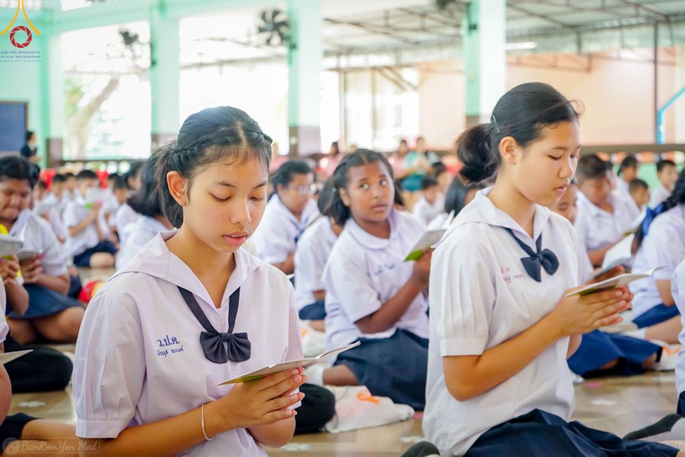 ภาพ No.104804:วันรวมพลังเด็กดี V-star ผู้นำฟื้นฟูศีลธรรมโลก จังหวัดพังงา วันที่ 22 ธันวาคม พ.ศ. 2566 ณ โรงเรียนอนุบาลพังงา