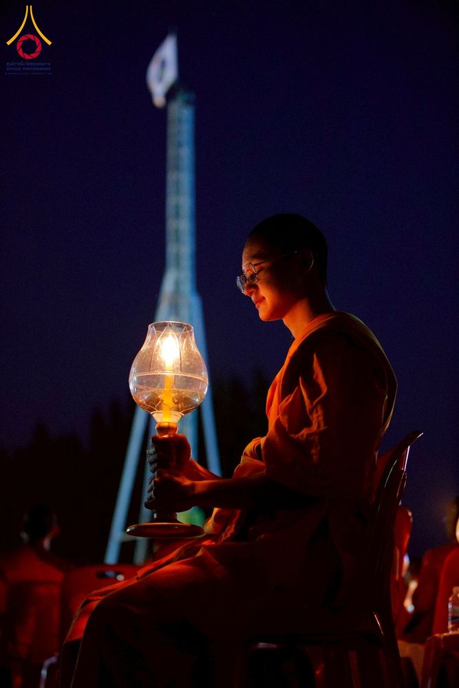 ภาพ No.275282:วันอาทิตย์ที่ 30 พฤศจิกายน พ.ศ. 2568 พิธีจุดประทีปถวายเป็นพุทธบูชา ณ ศูนย์ปฏิบัติธรรมระยอง (บ้านช่องลม)