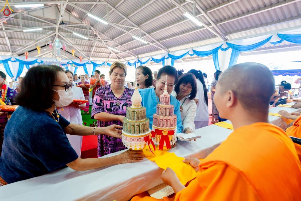 ภาพ No.258308:วันที่ 13 ตุลาคม พ.ศ. 2568 พิธีทอดกฐินสามัคคีทั่วไทย 30,000 วัด โดยคณะศิษยานุศิษย์ บูชาธรรม 81 ปี หลวงพ่อธัมมชโย ณ วัดทุ่งเจริญธรรม อ.อมก๋อย จ.เชียงใหม่