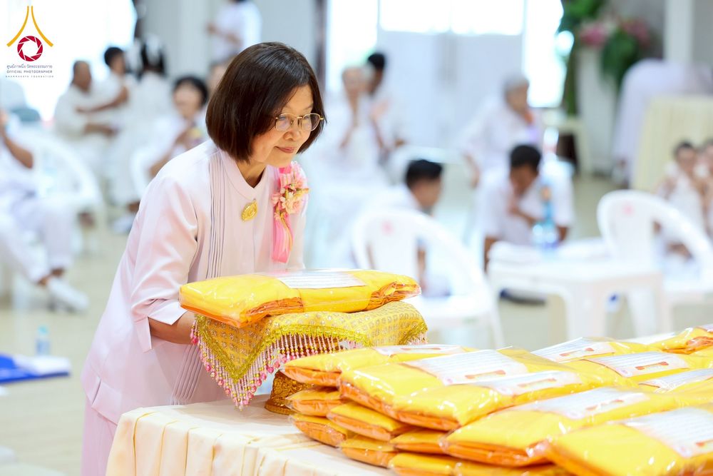 ภาพ No.255036:วันที่ 15 ตุลาคม พ.ศ. 2568 พิธีทอดกฐินสามัคคีประจำปี 2568 บูชาธรรม 81 ปี หลวงพ่อธัมมชโย ณ ศูนย์อบรมเยาวชนกาญจนบุรี