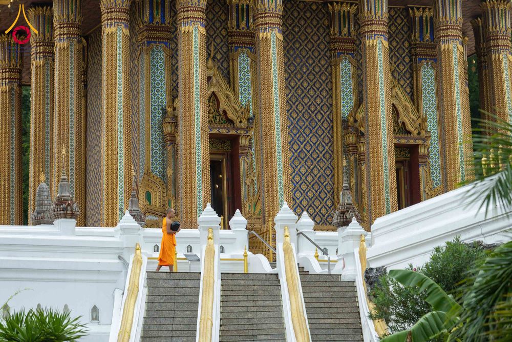 ภาพ No.351403:วันที่ 22 กันยายน พ.ศ. 2569  พิธีตักบาตรสามเณรธรรมทายาท โครงการบรรพชาพัฒนาคุณธรรม จริยธรรม  สำหรับนักเรียนนายสิบตำรวจ (นสต.) รุ่นที่ 16 ศูนย์ฝึกอบรมตำรวจภูธรภาค 1  ณ วัดพระพุทธบาทราชวรมหาวิหาร