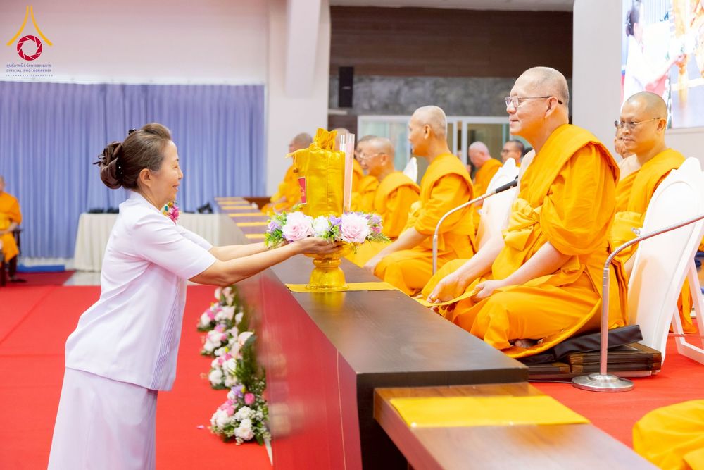 ภาพ No.275017:วันอาทิตย์ที่ 30 พฤศจิกายน พ.ศ. 2568 พิธีทอดผ้าป่า "สร้างองค์พระเจดีย์เพื่อสร้างสันติภาพโลก" ณ ศูนย์ปฏิบัติธรรมระยอง (บ้านช่องลม)
