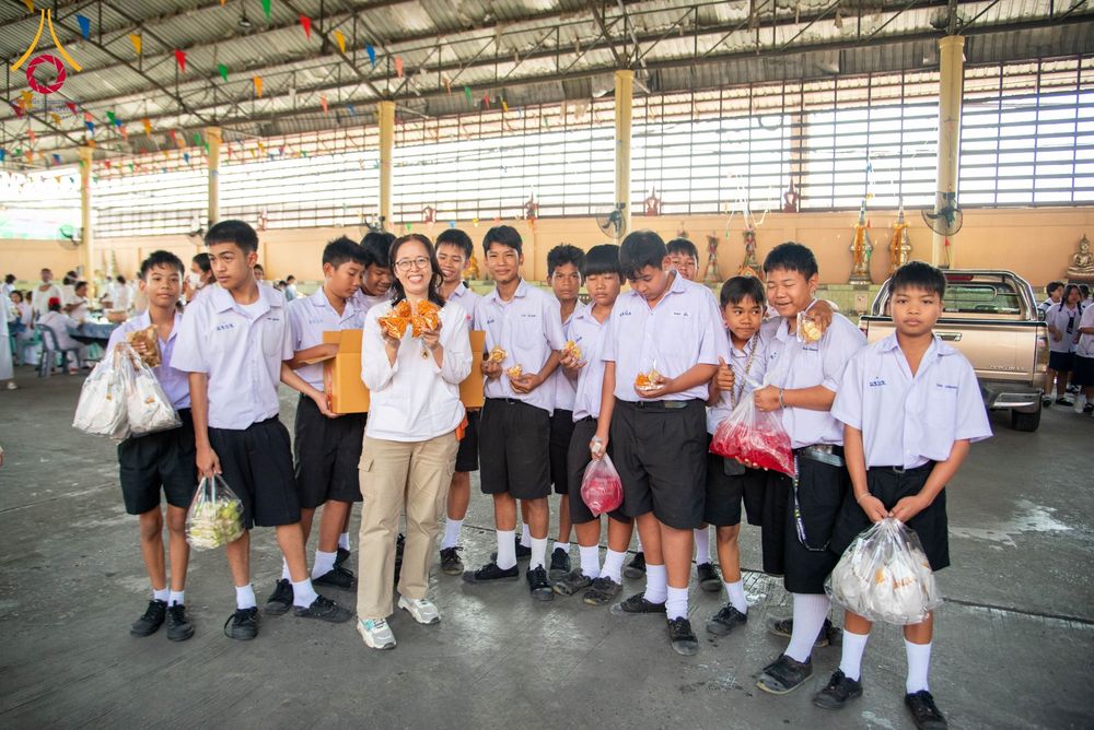 ภาพ No.205258:พิธีทอดผ้าป่าทำนุบำรุงศาสนสถาน ณ วัดบางขัน ตำบลคลองหนึ่ง อำเภอคลองหลวง จังหวัดปทุมธานี ในโครงการธรรมยาตรา กตัญญูบูชา มหาปูชนียาจารย์ พระมงคลเทพมุนี(สด จนฺทสโร) พระผู้ปราบมาร อนุสรณ์สถาน 7 แห่ง ปีที่ 13 วันที่ 30 มกราคม พ.ศ. 2568