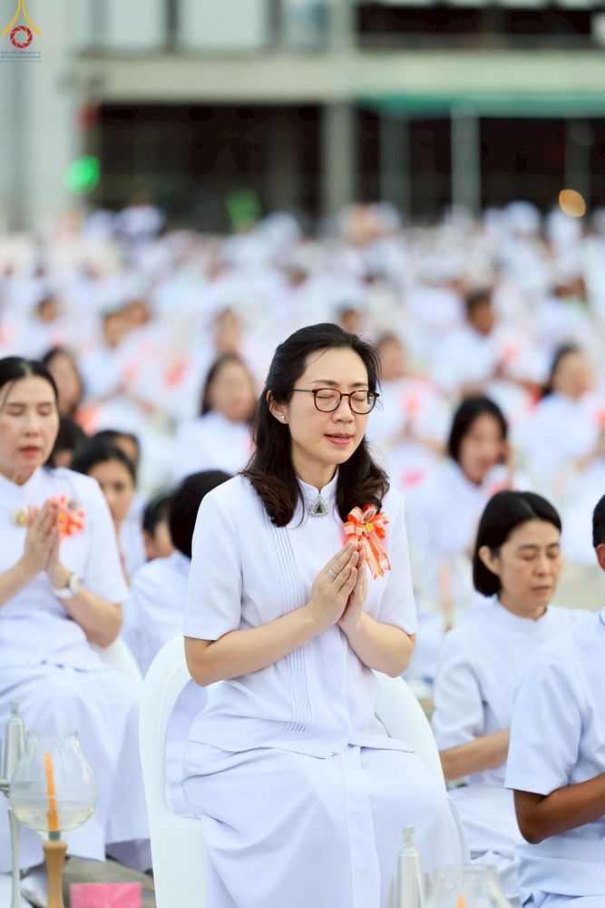 ภาพ No.252966:วันที่ 10 ตุลาคม พ.ศ. 2568 พิธีปลูกต้นทรัพย์บานชื่น ณ ลานธรรม วัดพระธรรมกาย