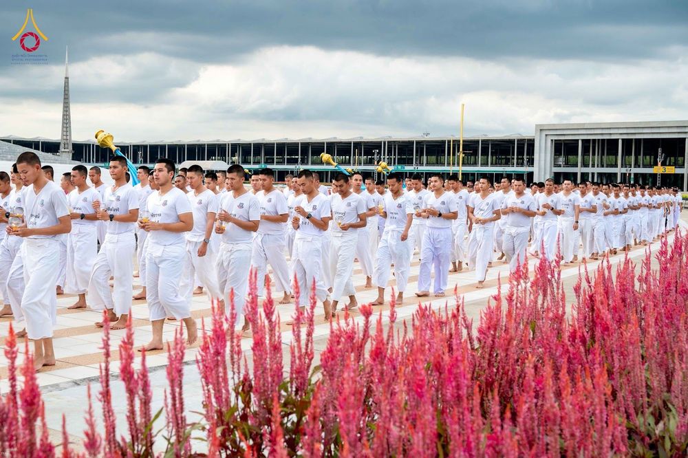 ภาพ No.350443:วันที่ 19-20 กันยายน พ.ศ. 2569 โครงการบรรพชาพัฒนาคุณธรรม จริยธรรม สำหรับนักเรียนนายสิบตำรวจ (นสต.) รุ่นที่ 16 ศูนย์ฝึกอบรมตำรวจภูธรภาค 1 ณ สภาธรรมกายสากล ห้องแก้วสารพัดนึก 2