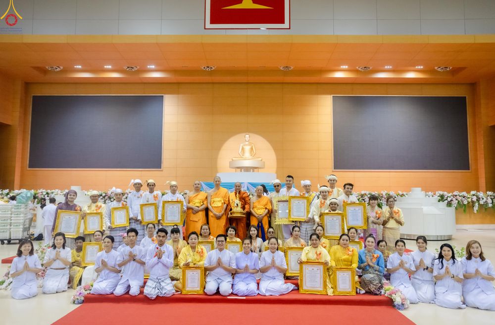 ภาพ No.327863:วันที่ 3 พฤษภาคม พ.ศ.2569 พิธีรับมอบพระบรมสารีริกธาตุ จากสาธารณรัฐแห่งสหภาพเมียนมา ณ ห้องแก้วสารพัดนึก วัดพระธรรมกาย