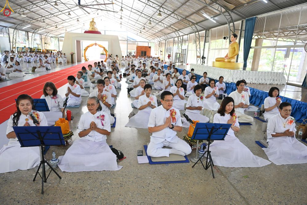 ภาพ No.283191:วันอาทิตย์ที่ 26 ตุลาคม พุทธศักราช 2568 พิธีทอดกฐินสามัคคี กตัญญูบูชาธรรมมหาปูชนียาจารย์ และโครงการกฐินทั่วไทย 30,000 วัด บูชาธรรม 81 ปีหลวงพ่อธัมมชโย  ณ ศูนย์อบรมเยาวชนอุตรดิตถ์