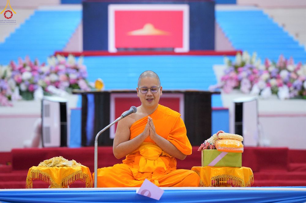 ภาพ No.83935:พิธีมุทิตาอุปสมบทพระมหาเปรียญธรรม ในวันอาทิตย์ที่ 2 กรกฎาคม พ.ศ.2566 ณ สภาธรรมกายสากล วัดพระธรรมกาย