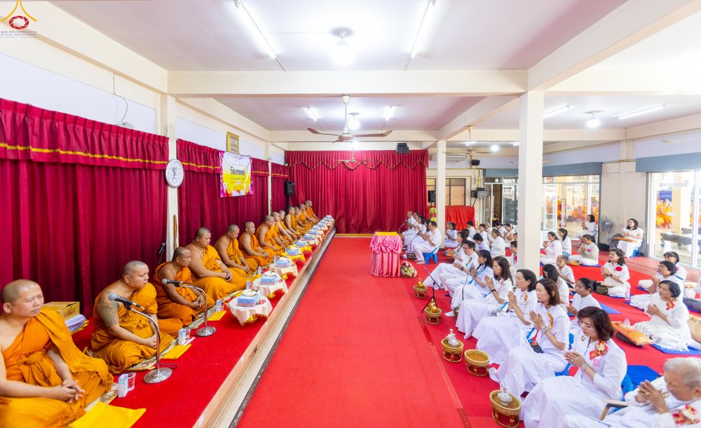 ภาพ No.291597:วันที่ 9 มกราคม พ.ศ. 2569 พิธีทอดผ้าป่าทำนุบำรุงศาสนสถาน ณ วัดเทพพล แขวงบางพรม เขตตลิ่งชัน กรุงเทพมหานคร ในโครงการธรรมยาตรา กตัญญูบูชา มหาปูชนียาจารย์ พระมงคลเทพมุนี(สด จนฺทสโร) พระผู้ปราบมาร อนุสรณ์สถาน 7 แห่ง ปีที่ 14