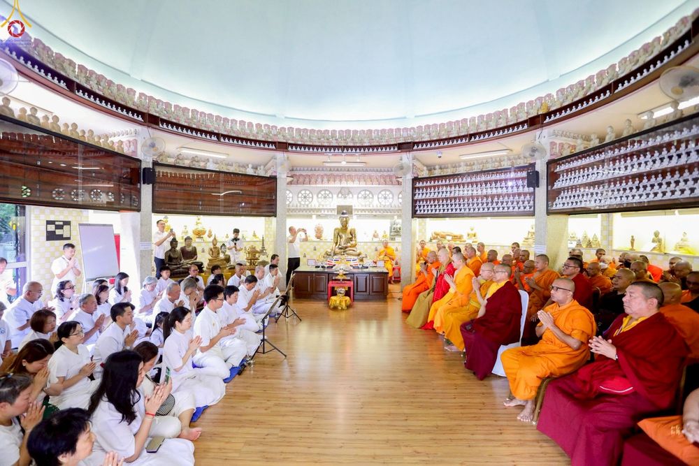ภาพ No.245047:วันที่ 30-31 สิงหาคม พ.ศ. 2568 พิธีฉลองสมโภช พระบรมสารีริกธาตุ ณ วัดพระธรรมกายกัวลาลัมเปอร์ ประเทศมาเลเซีย เพื่ออัญเชิญไปประดิษฐาน ณ วัดพุทธมหาวิหาร ประเทศศรีลังกา