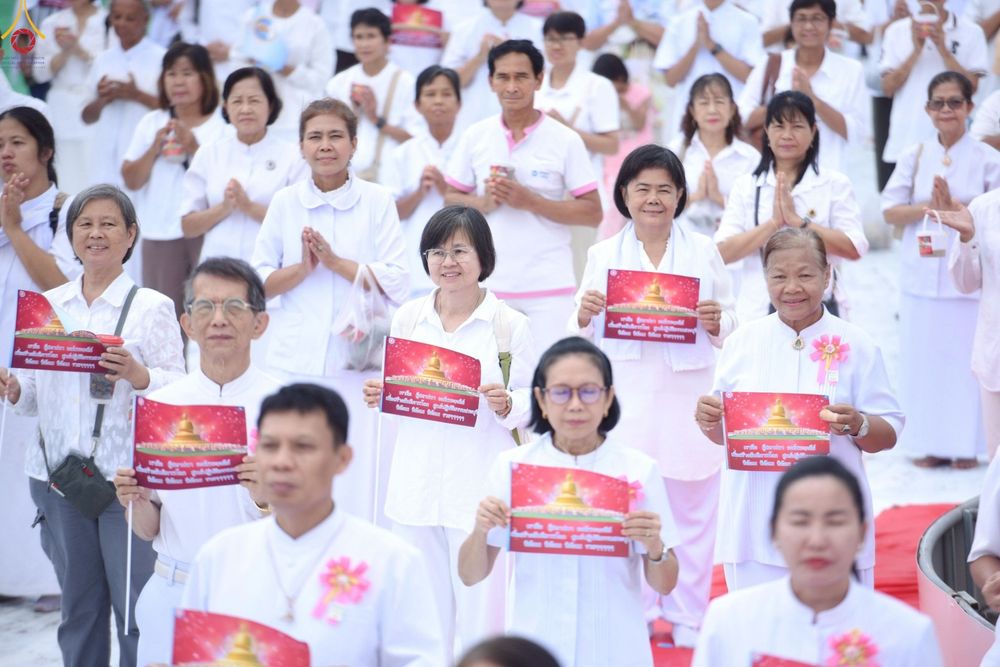 ภาพ No.246887:วันอาทิตย์ที่ 14 กันยายน พ.ศ. 2568 พิธีทอดผ้าป่า ซื้อดิน ปรับพื้นที่ลานธรรม  และพิธีกลั่นแผ่นดิน โปรยทราย สถาปนาองค์พระเจดีย์ เพื่อสร้างสันติภาพโลก  ณ ศูนย์ปฏิบัติธรรมสระบุรี อ.พระพุทธบาท จ.สระบุรี