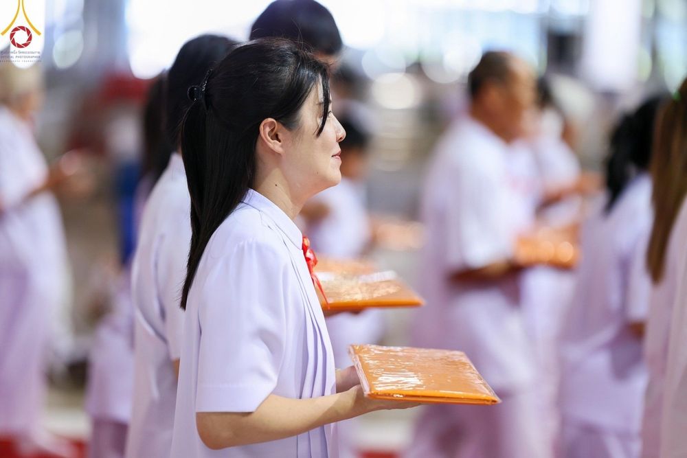 ภาพ No.178002:พิธีทอดผ้าป่าต้นสมบัติจักรพรรดิ ในวันอาทิตย์ที่ 1 ธันวาคม พ.ศ. 2567 ณ สภาธรรมกายสากล วัดพระธรรมกาย