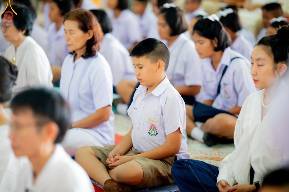 ภาพ No.192164:พิธีทอดผ้าป่าทำนุบำรุงศาสนสถาน ณ วัดนราภิรมย์ ตำบลนราภิรมย์ อำเภอบางเลน จังหวัดนครปฐม ในโครงการธรรมยาตรา กตัญญูบูชา มหาปูชนียาจารย์ พระมงคลเทพมุนี(สด จนฺทสโร) พระผู้ปราบมาร อนุสรณ์สถาน 7 แห่ง ปีที่ 13 วันที่ 9 มกราคม พ.ศ. 2568