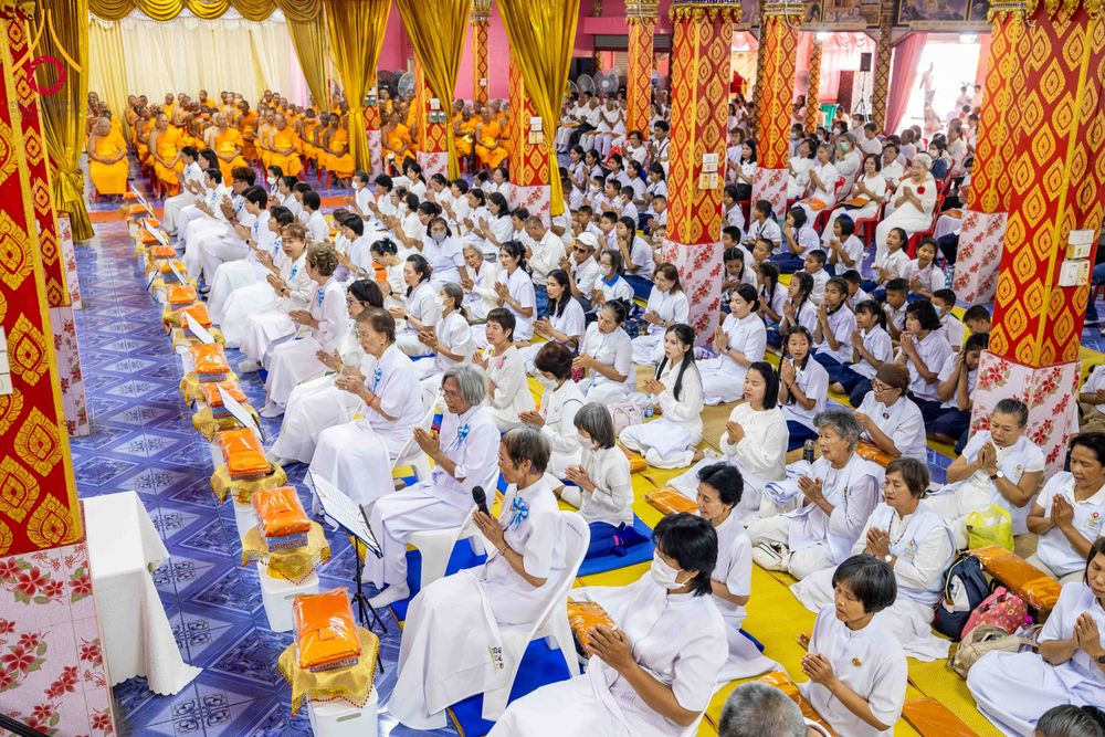 ภาพ No.303724:วันที่ 27 มกราคม พ.ศ. 2569 พิธีทอดผ้าป่าทำนุบำรุงศาสนสถาน ณ วัดตะเคียน อ.บางกรวย จ.นนทบุรี ในโครงการธรรมยาตรา กตัญญูบูชา มหาปูชนียาจารย์ พระมงคลเทพมุนี(สด จนฺทสโร) พระผู้ปราบมาร อนุสรณ์สถาน 7 แห่ง ปีที่ 14