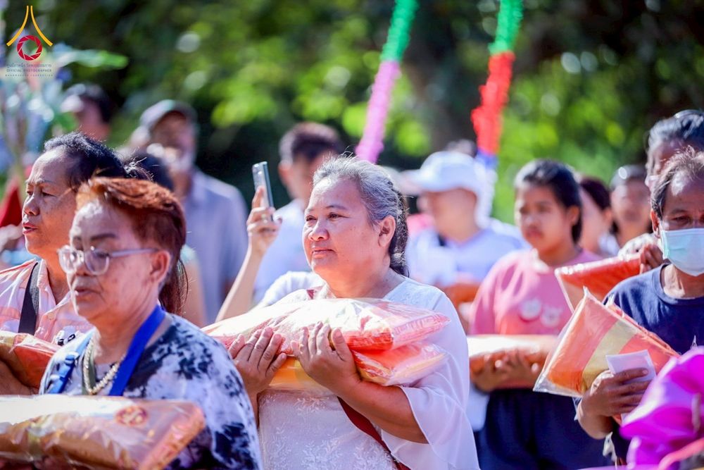 ภาพ No.275404:วันที่ 5 พฤศจิกายน พ.ศ. 2568 พิธีทอดกฐินสามัคคีทั่วไทย ณ วัดหนองสระแก ต.บึงกอก อ.บางระกำ จ.พิษณุโลก โดยคณะศิษยานุศิษย์ บูชาธรรม 81 ปี หลวงพ่อธัมมชโย