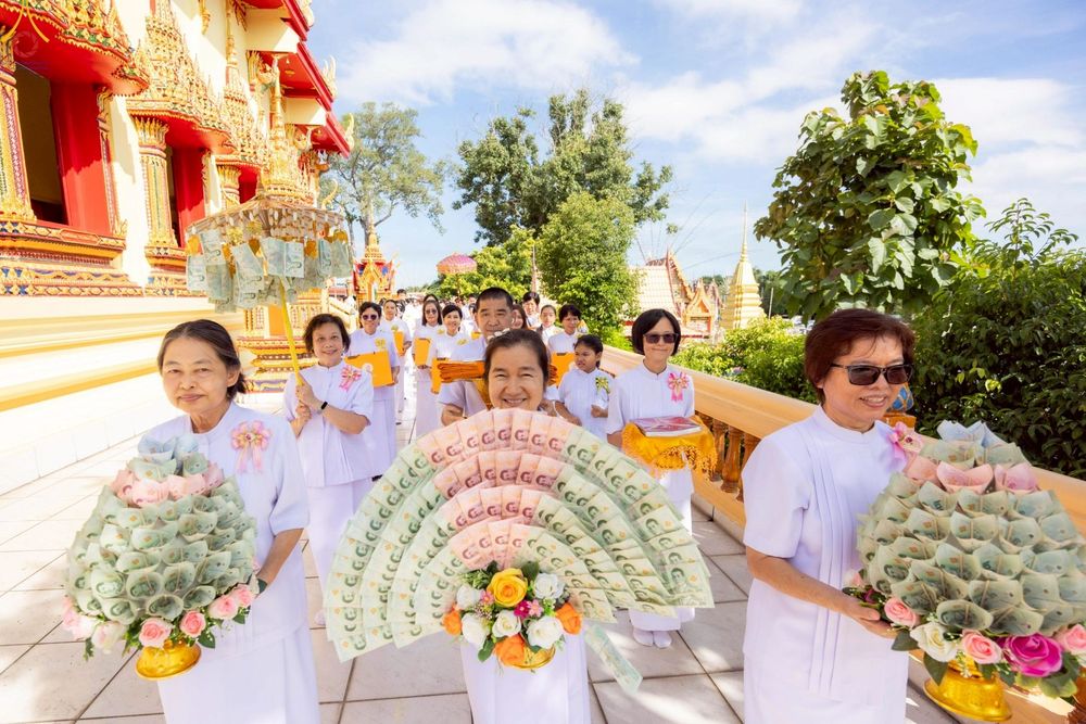 ภาพ No.259228:วันที่ 19 ตุลาคม พ.ศ. 2568 พิธีทอดกฐินสามัคคีทั่วไทย 30,000 วัด โดยคณะศิษยานุศิษย์ บูชาธรรม 81 ปี หลวงพ่อธัมมชโย ณ วัดบ้านพร้าวนอก ต.เชียงรากใหญ่ อ.สามโคก จ.ปทุมธานี