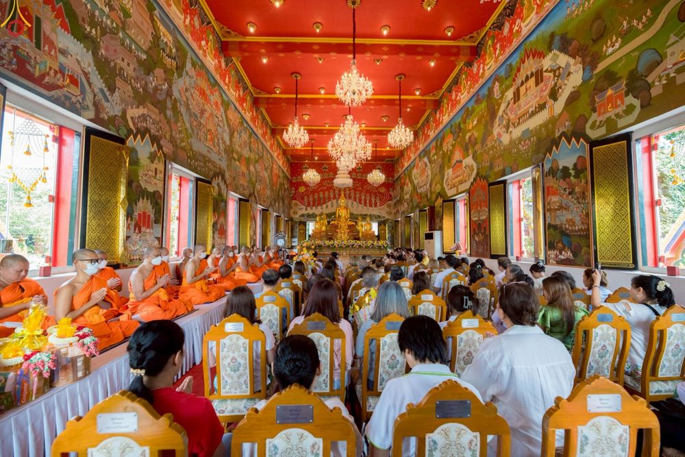 ภาพ No.262841:วันที่ 12 ตุลาคม พ.ศ. 2568 พิธีทอดกฐินสามัคคีทั่วไทย 30,000 วัด โดยคณะศิษยานุศิษย์ บูชาธรรม 81 ปี หลวงพ่อธัมมชโย ณ วัดแคนอก ต.บางกระสอ อ.เมืองนนทบุรี จ.นนทบุรี