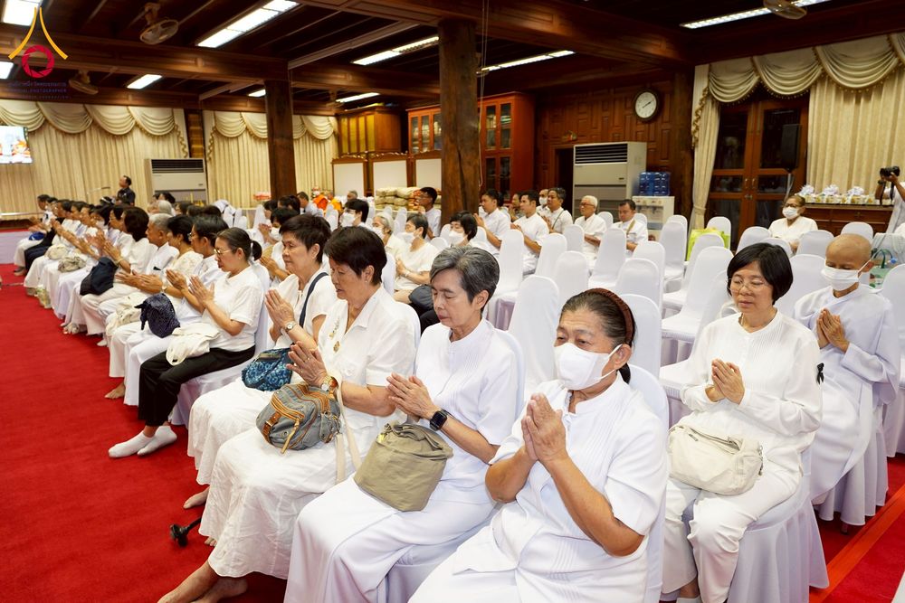 ภาพ No.270760:วันที่ 18 พฤศจิกายน พ.ศ. 2568 วัดพระธรรมกาย เป็นเจ้าภาพบำเพ็ญกุศล  คุณยายอาจารย์ ดร.ตรีธา เนียมขำ  อดีตนายกสมาคมศิษย์หลวงพ่อวัดปากน้ำ ณ ศาลาสตมานุสรณ์ (ศาลาเรือนไทย) วัดปากน้ำ  พระอารามหลวง เขตภาษีเจริญ กรุงเทพมหานคร