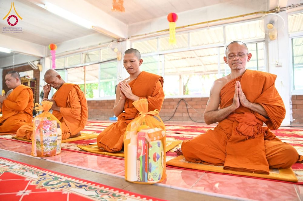 ภาพ No.182905:พิธีทอดกฐิน ณ วัดเทพประทาน อ.ท่าตะเกียบ จ.ฉะเชิงเทรา ในโครงการทอดกฐินสามัคคีทั่วไทย 30,000 วัด บูชาธรรม 80 ปี หลวงพ่อธัมมชโย โดยคณะศิษยานุศิษย์วัดพระธรรมกาย วันที่ 9 พฤศจิกายน พ.ศ. 2567