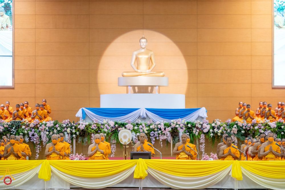 ภาพ No.84298:พิธีเจริญพระพุทธมนต์ ปฏิบัติธรรม เจริญสมาธิภาวนา เพื่อถวายพระพรชัยมงคล และถวายพระราชกุศลแด่พระบาทสมเด็จพระปรเมนทรรามาธิบดีศรีสินทรมหาวชิราลงกรณ พระวชิรเกล้าเจ้าอยู่หัว เนื่องในวันเฉลิมพระชนมพรรษา วันที่ 28 กรกฎาคม พ.ศ. 2566