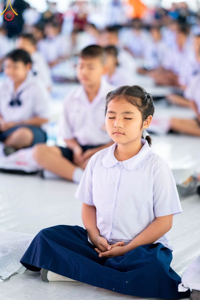 ภาพ No.103757:วันรวมพลังเด็กดี V-Star ผู้นำฟื้นฟูศีลธรรมโลก "รักษ์บวร รักษ์ศีล ๕ จังหวัดปทุมธานี" ปีที่ 5 ปีการศึกษา 2566 ณ วัดสายสุวพรรณ จ.ปทุมธานี วันศุกร์ที่ 22 ธันวาคม พ.ศ. 2566