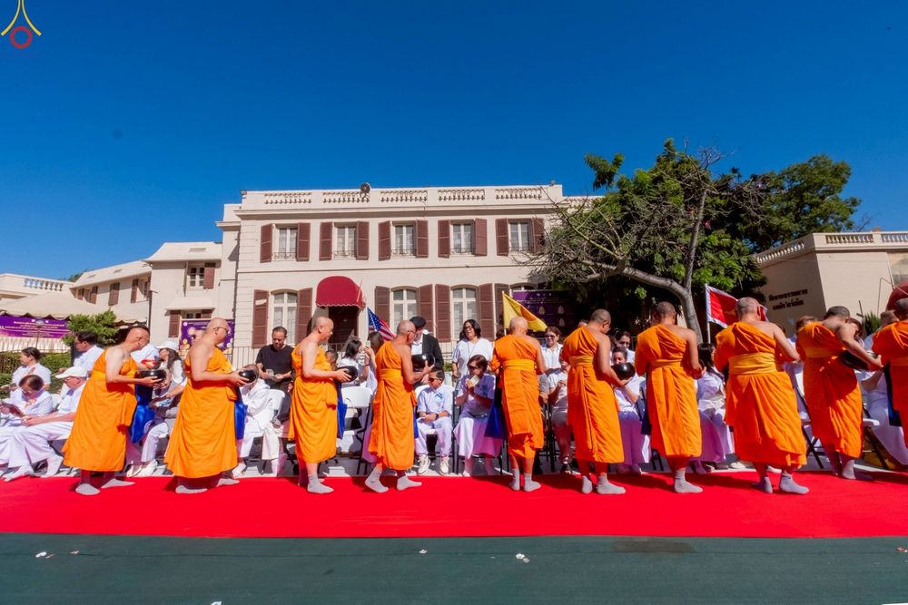 ภาพ No.259283:วันอาทิตย์ที่ 12 ตุลาคม พ.ศ. 2568 พิธีทอดกฐินบรมจักรพรรดิ สร้างอุโบสถ 82 ปี บูชาธรรมหลวงพ่อธัมมชโย ณ วัดพระธรรมกายแคลิฟอร์เนีย ประเทศสหรัฐอเมริกา 