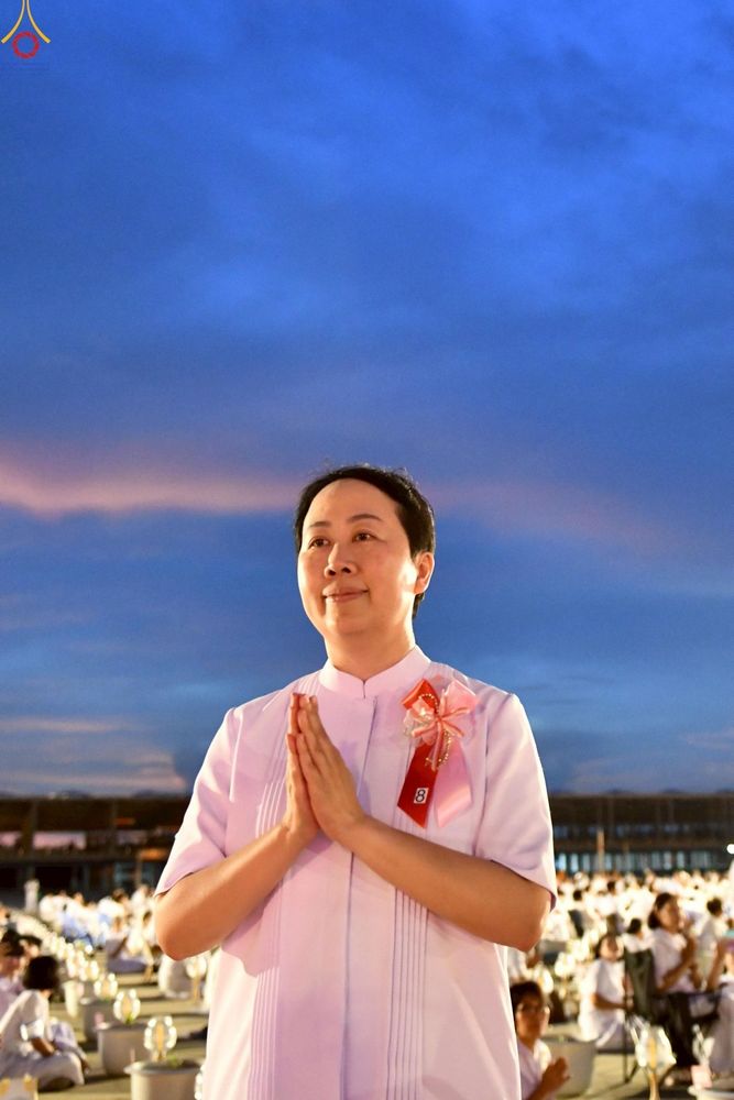 ภาพ No.253612:วันที่ 10 ตุลาคม พ.ศ. 2568 พิธีจุดประทีปบูชาพระผู้ปราบมาร, พิธีจุดประทีปบนพระมหาธรรมกายเจดีย์  20,000 ดวง เนื่องในวันคล้ายวันเกิดครบรอบ 141 ปี พระมงคลเทพมุนี (สด จนฺทสโร)