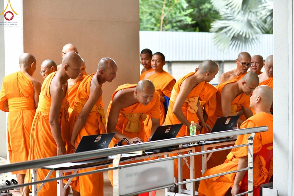 ภาพ No.182313:พิธีถวายภัตตาหารเมนูสวรรค์ "เพื่อการบรรลุธรรม" วันเสาร์ที่ 14 ธันวาคม พ.ศ. 2567 ณ หอฉันคุณยายอาจารย์ฯ วัดพระธรรมกาย
