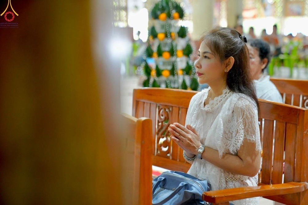 ภาพ No.168604:พิธีทอดกฐิน ณ วัดส่องคบ จ.ชัยนาท ในโครงการกฐินสามัคคีทั่วไทย 30,000 วัด บูชาธรรม 80 ปี หลวงพ่อธัมมชโย โดยคณะศิษยานุศิษย์วัดพระธรรมกาย วันที่ 20 ตุลาคม พ.ศ. 2567