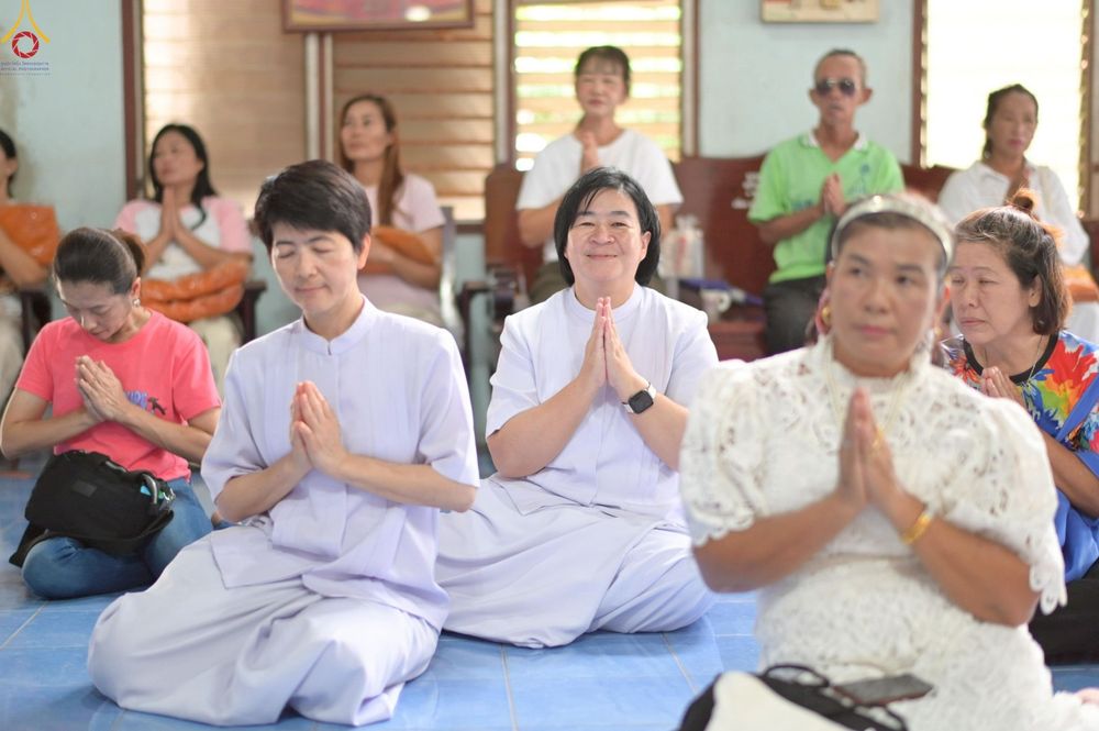 ภาพ No.263626:วันที่ 23 ตุลาคม พ.ศ. 2568 พิธีทอดกฐินสามัคคีทั่วไทย 30,000 วัด โดยคณะศิษยานุศิษย์ บูชาธรรม 81 ปี หลวงพ่อธัมมชโย ณ วัดไร่ดอน จ.ฉะเชิงเทรา