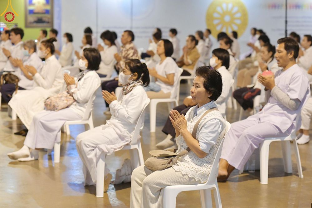 ภาพ No.198542:พิธีฉลองชัยสวดมนต์บทธัมมจักกัปปวัตนสูตร 7,051,919,116 จบ เนื่องในวันคล้ายวันเกิด 116 ปี คุณยายอาจารย์มหารัตนอุบาสิกาจันทร์ ขนนกยูง วันอาทิตย์ที่ 19 มกราคม พ.ศ. 2568 ณ มหารัตนวิหารคด วัดพระธรรมกาย จ.ปทุมธานี