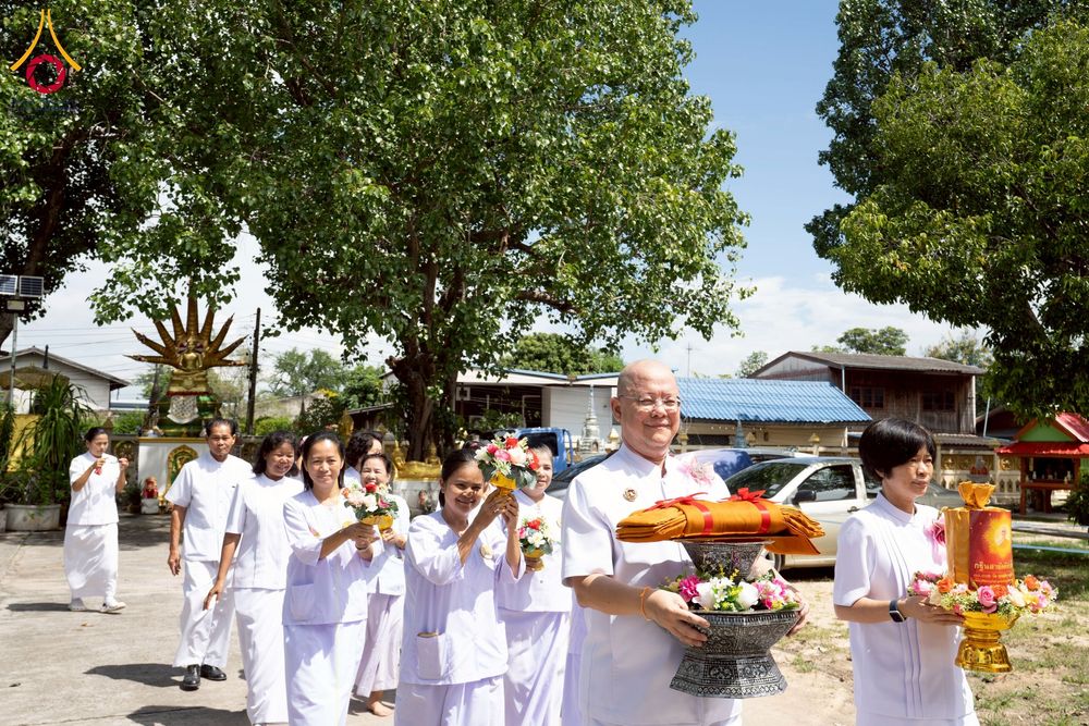 ภาพ No.251374:วันที่ 11 ตุลาคม พ.ศ. 2568 พิธีทอดกฐินสามัคคีทั่วไทย 30,000 วัด โดยคณะศิษยานุศิษย์ บูชาธรรม 81 ปี หลวงพ่อธัมมชโย ณ วัดท่ามะยม นครราชสีมา