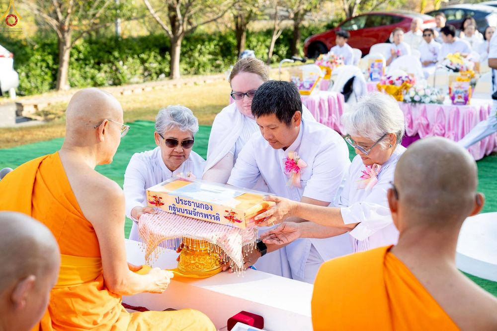 ภาพ No.272726:วันอาทิตย์ที่ 19 ตุลาคม พ.ศ. 2568 พิธีทอดกฐินสามัคคี  ณ วัดพระธรรมกายดีซี สหรัฐอเมริกา 