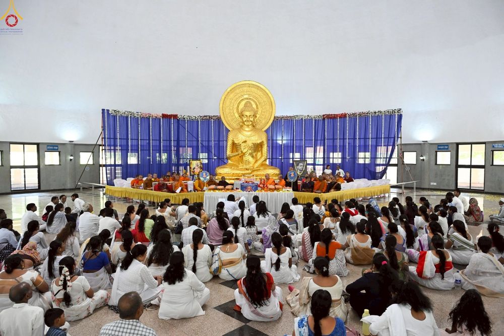 ภาพ No.263270:วันที่ 14 ตุลาคม พ.ศ. 2568 กฐินวัดถ้ำพุทธตรีรัศมี เมืองนาสิก รัฐมหาราษฎร์ ประเทศอินเดีย 